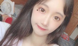 网红小雪吃瓜照片大全视频